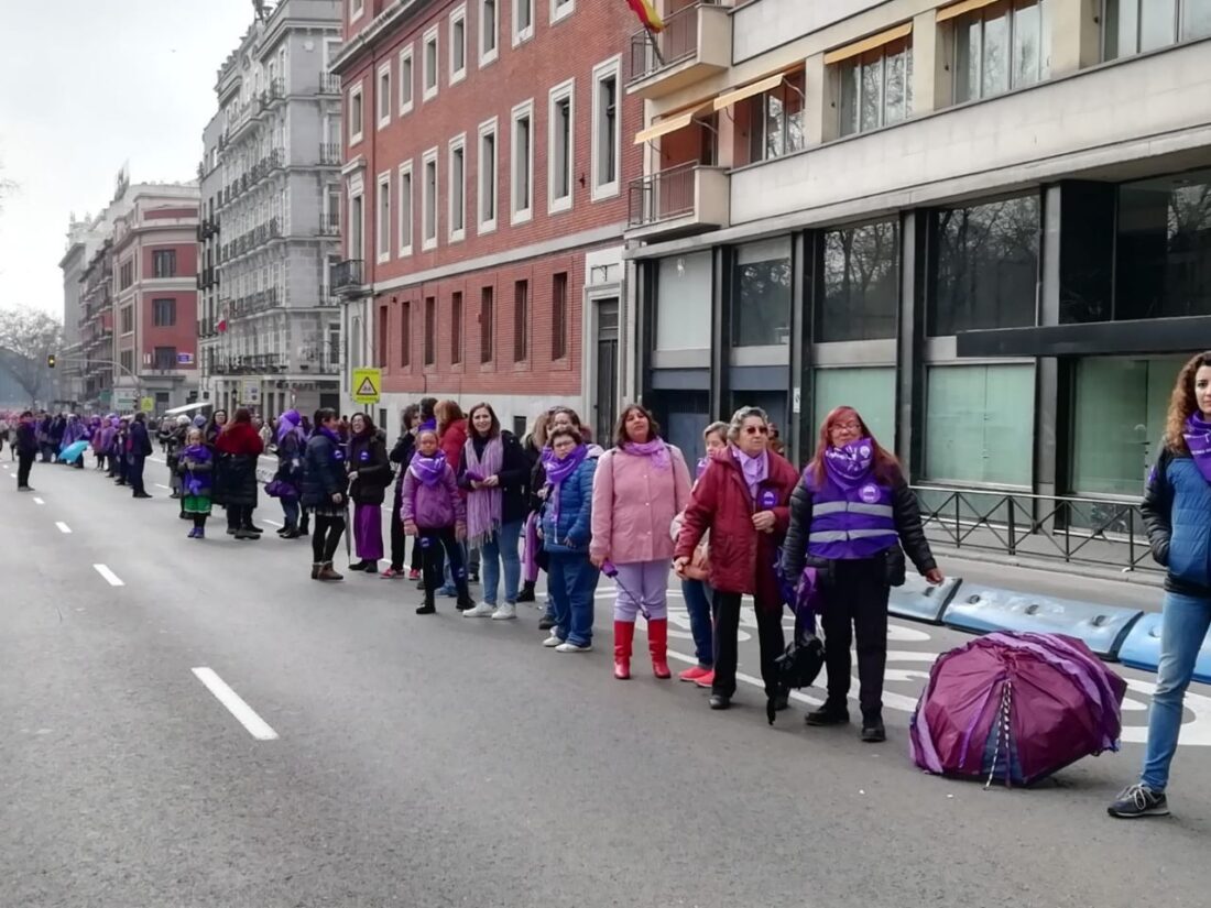 Hacia el 8 de Marzo: Cadena humana feminista en Madrid