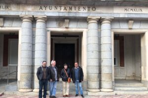 CGT Huelva se reúne con la Alcaldía de Huelva para tratar de las exhumaciones del Cementerio de la Soledad