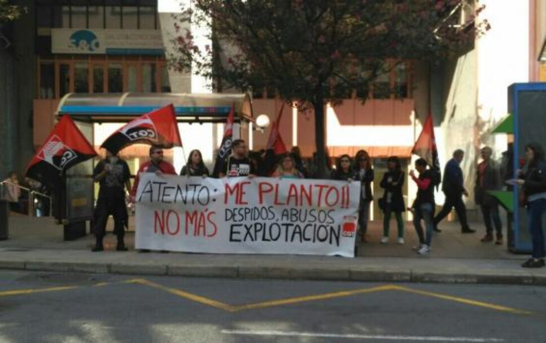 Convocados 3 días de folga en Atento Coruña