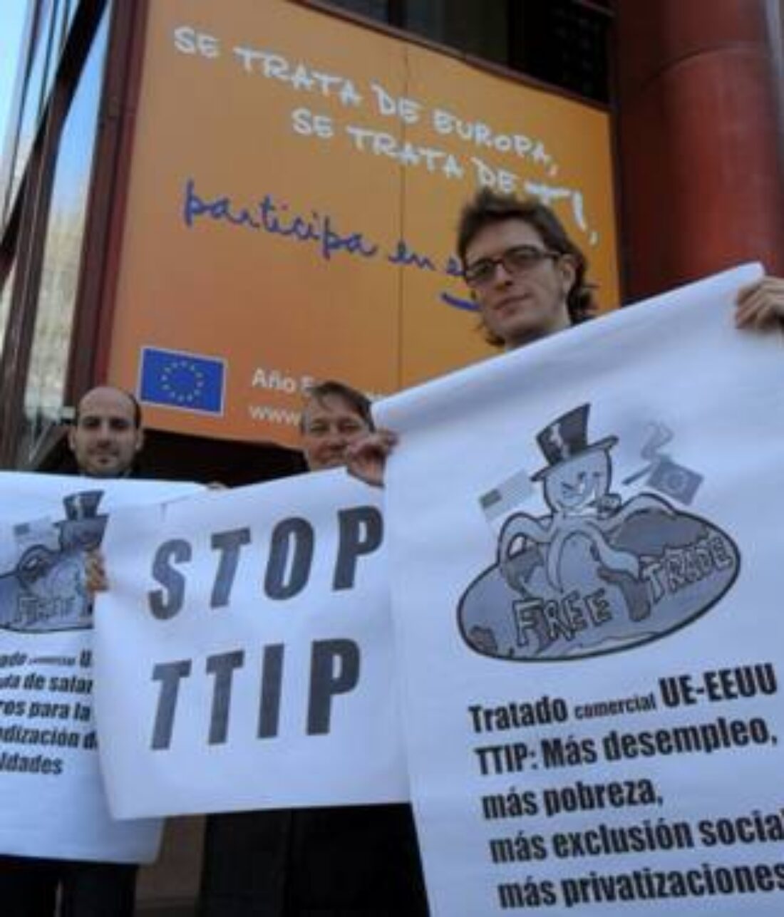 Hazte una foto diciendo No al TTIP