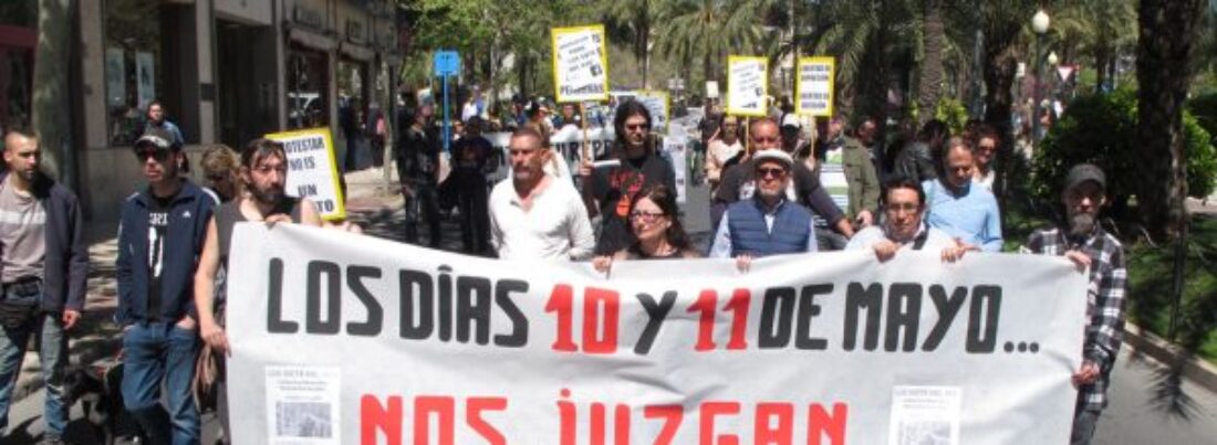 10 y 11-m Alacant: Concentración frente a los juzgados. Absolución para los Siete del AVE