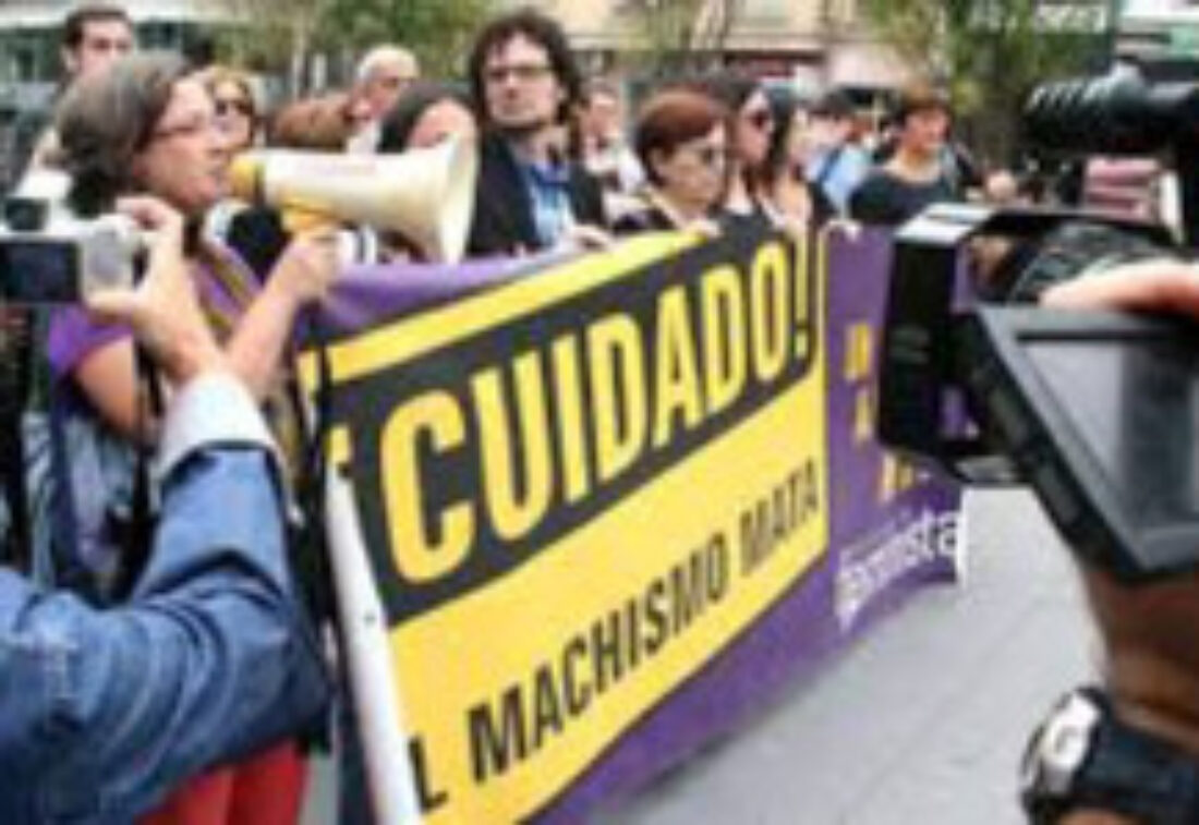 14-e Alicante: Concentración urgente convocada por la Plataforma Feminista